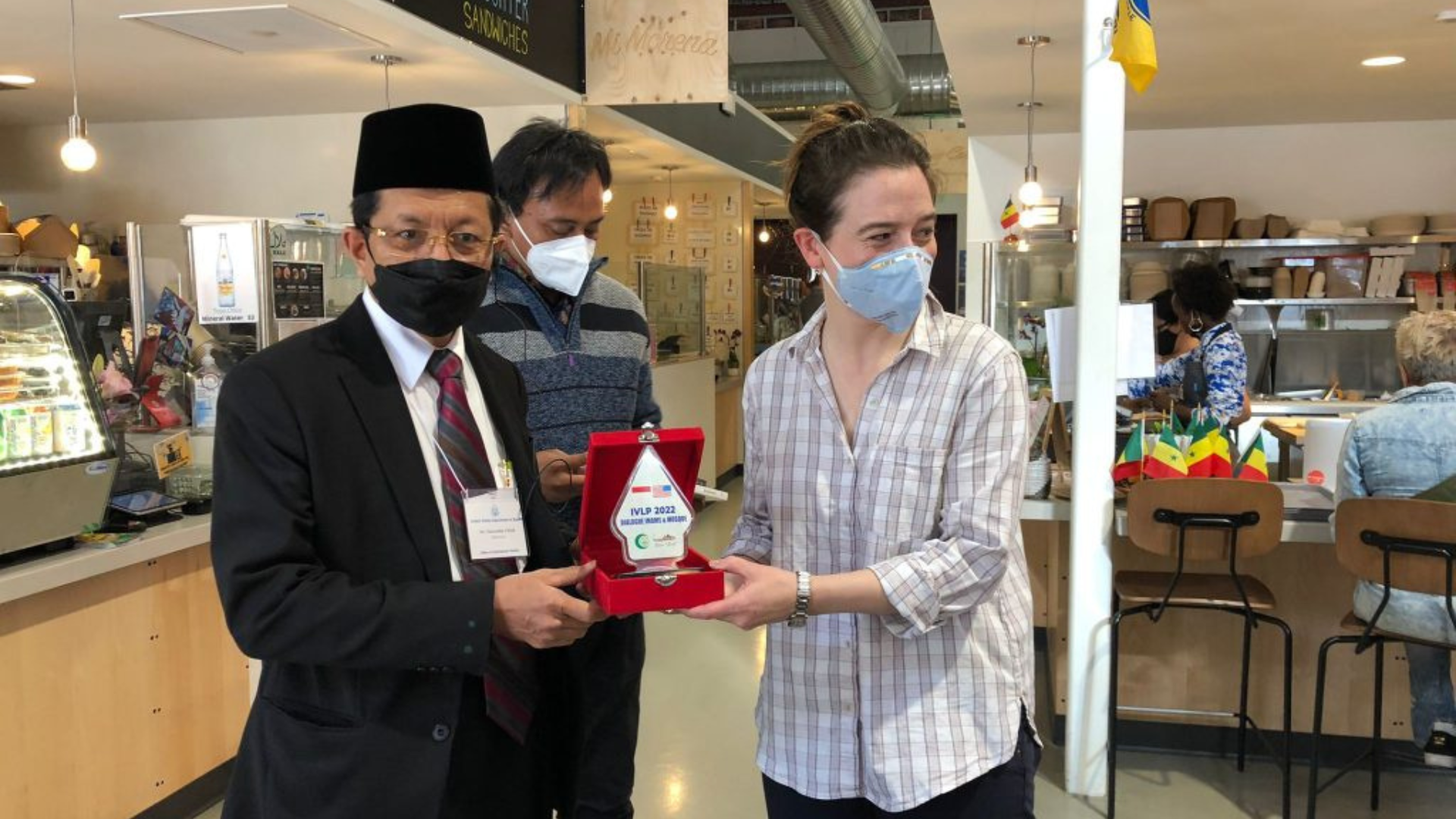 Ketua IPIM dan delegasi IVLP dari indonesia diterima oleh pimpinan La Cocina di San Fransisco